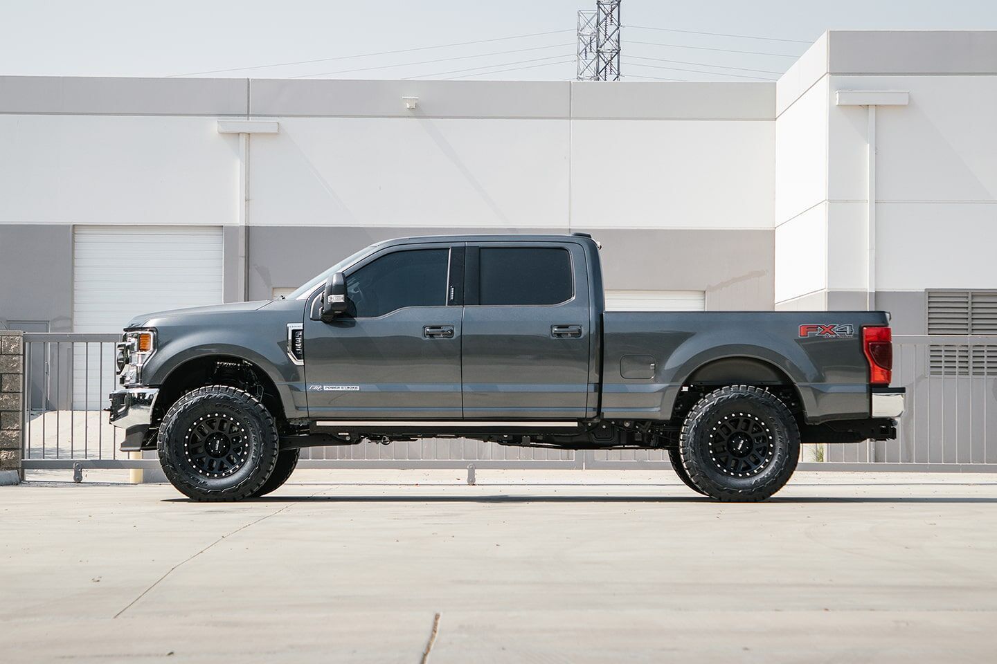 3-Inch Performance Lift Kit With Fox Ps 2.0 Ifp Shocks For 2020-2024 Ford F-250/F-350 4WD Trucks Cognito Cognito Motorsports