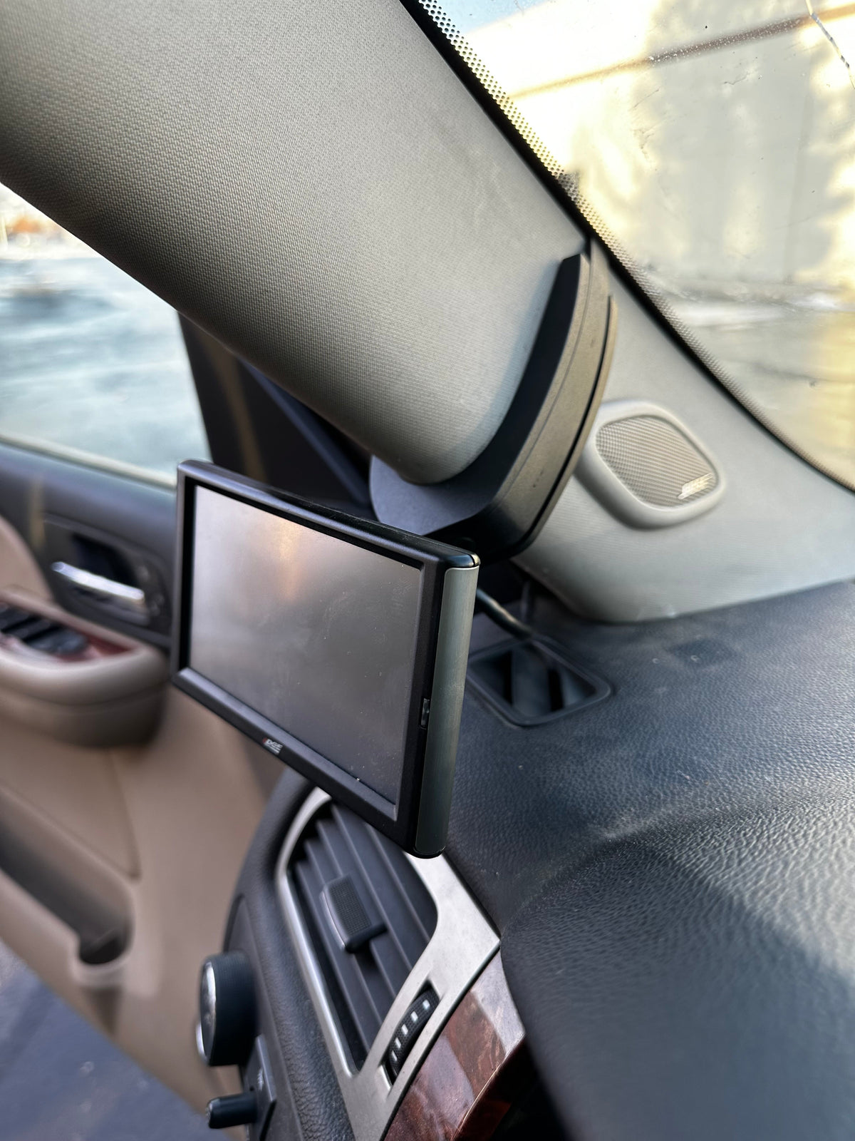 CTS3 Pillar Display Mount for 2007.5-2014 Silverado/Sierra 2500/3500 Edge Products Edge Products