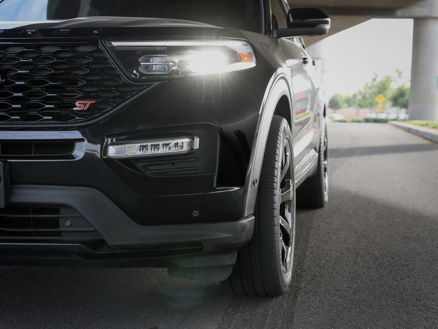 aFe Control Billet Aluminum Wheel Spacers Ford Explorer St 20-26 5x114.3, Cb 70.5mm, 1-1/4 Inch Thickness aFe Power