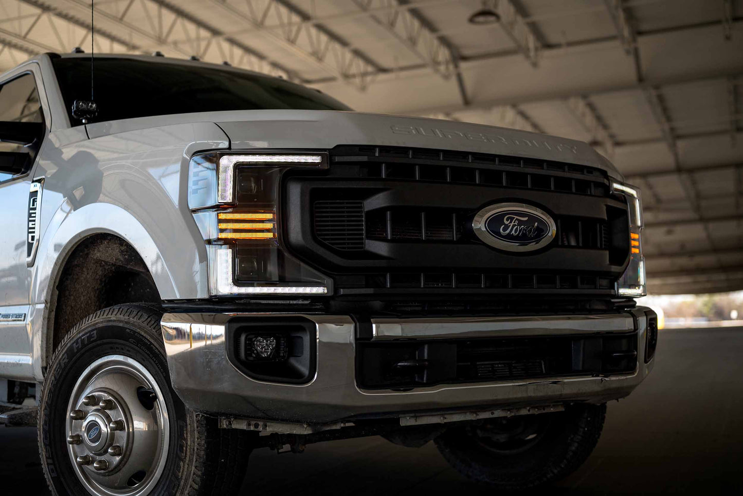 Ford Super Duty (20-22): XB Hybrid LED Headlights - TAMELESS PERFORMANCE