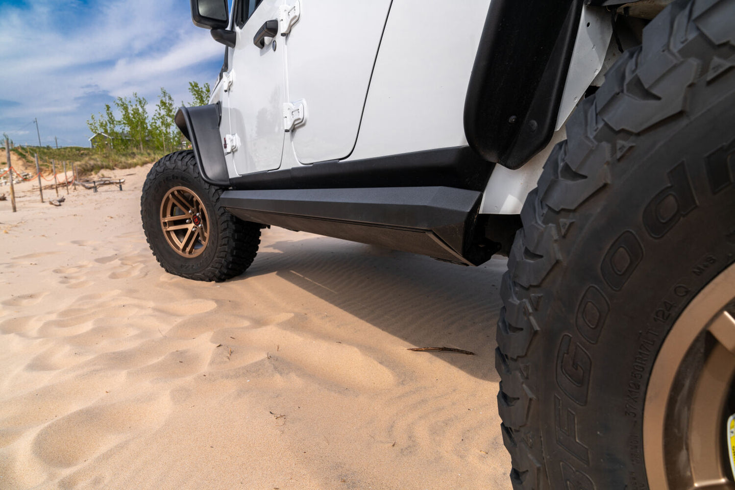 PowerStep XL Electric Boards For 2020-2025 Jeep Gladiator AMP Research AMP Research