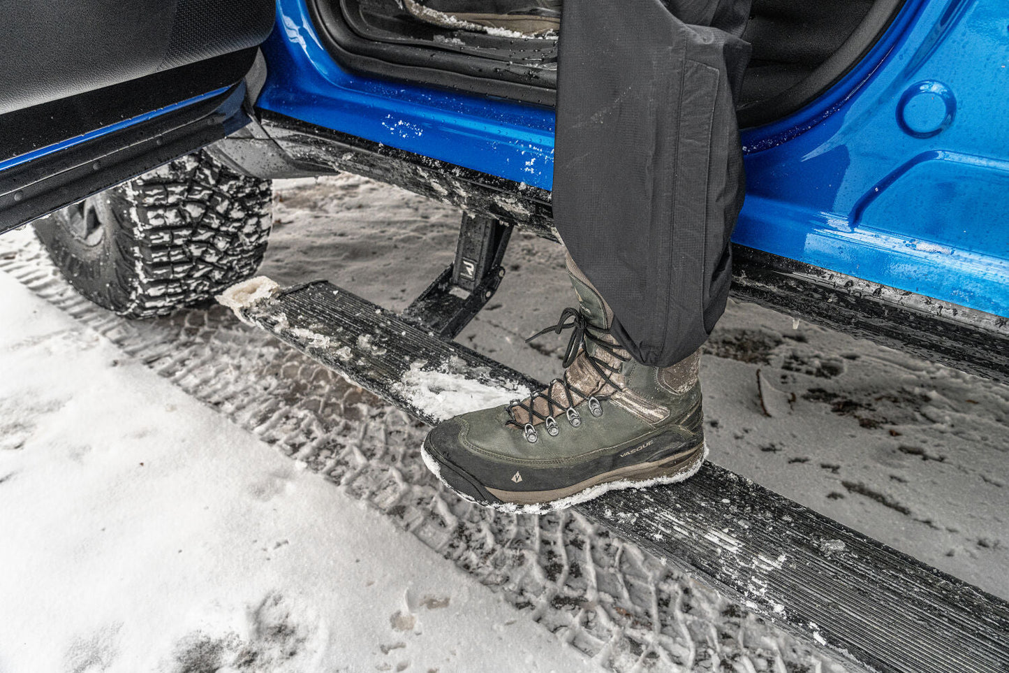 PowerStep Xtreme Running Boards Plug N Play System 19-24 Ram 1500 All Cabs AMP Research AMP Research