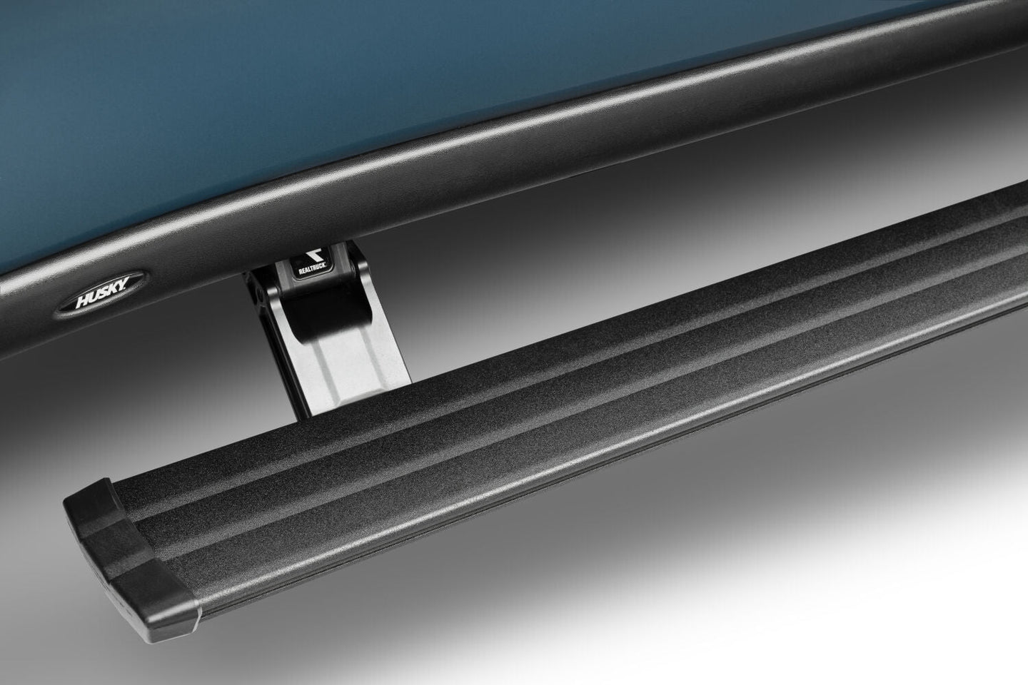 PowerStep SmartSeries Running Board 22-25 Silverado/Sierra 1500 24-26 Silverado/Sierra HD AMP Research AMP Research