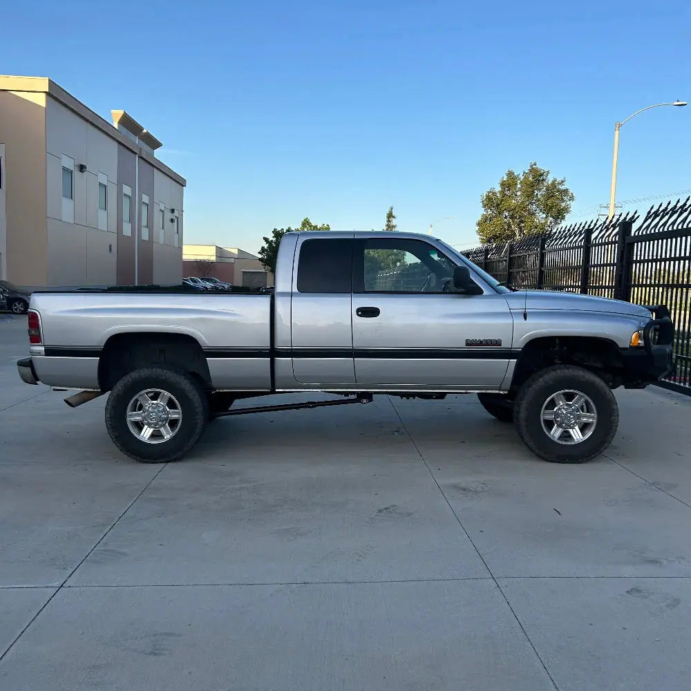 S&B Traction Bar Kit – 2001–2019 Silverado/Sierra 2500/3500 (Also Fits 1994–2002 Ram 2500/3500) S&B Filters