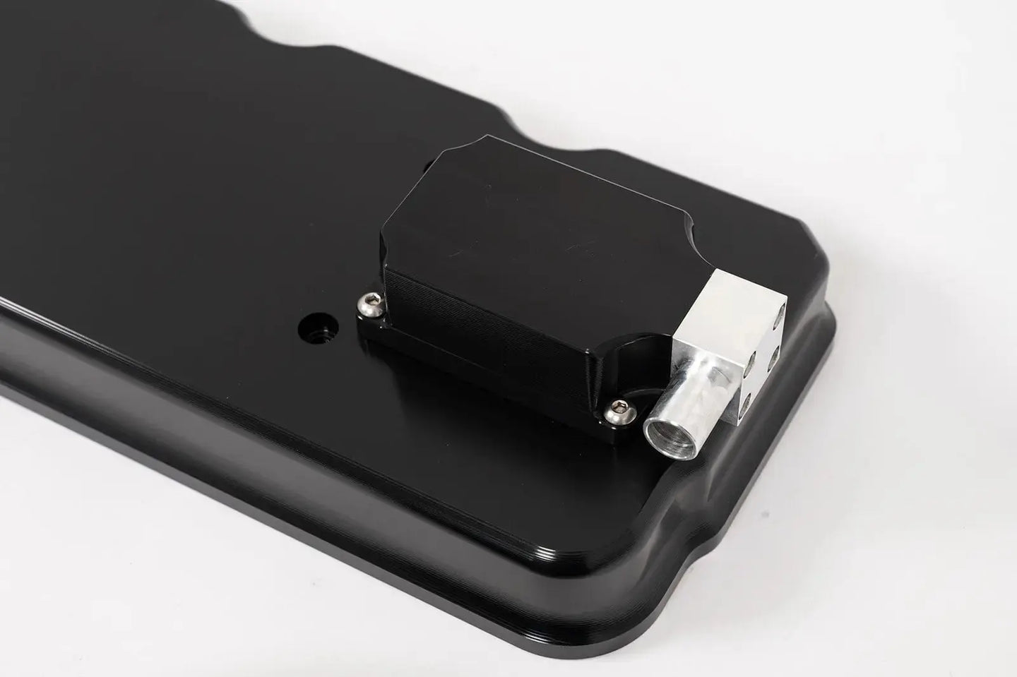 Tameless Performance 2006 to present 5.9 6.7 Cummins Billet Valve Cover TAMELESS PERFORMANCE